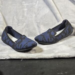 Clarks Cloudsteppers Womens 6 Blue Camo Knit Slip On Flats Cushion Soft